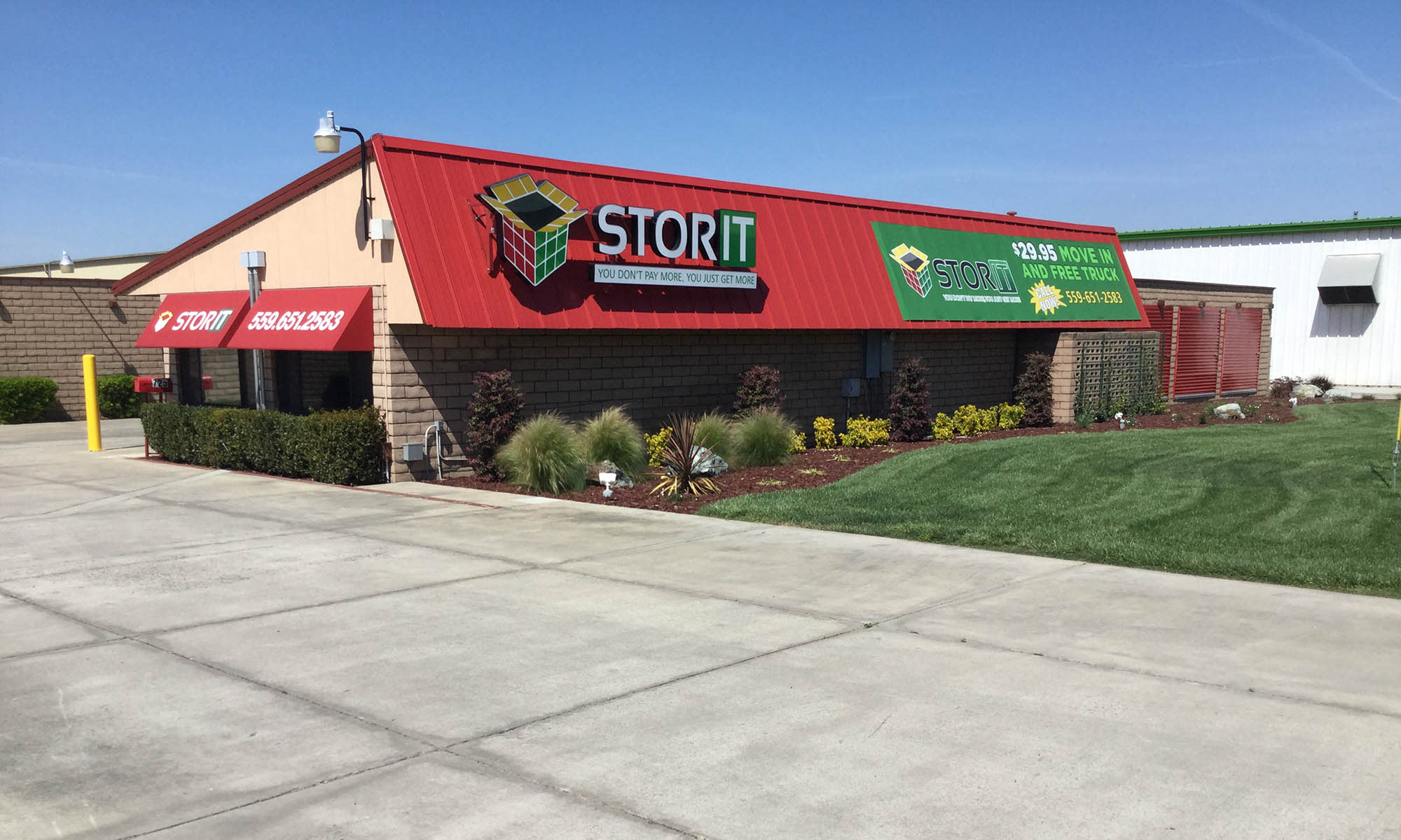 Self storage in Visalia CA