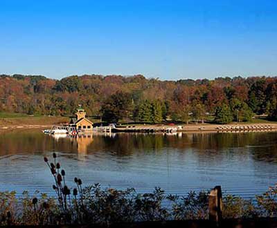 Great neighborhood at Lakeshore Drive in Cincinnati, OH