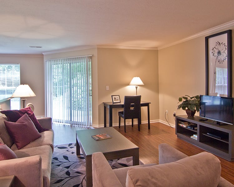 Comfortable and spacious living room at The Woods at Polaris Parkway