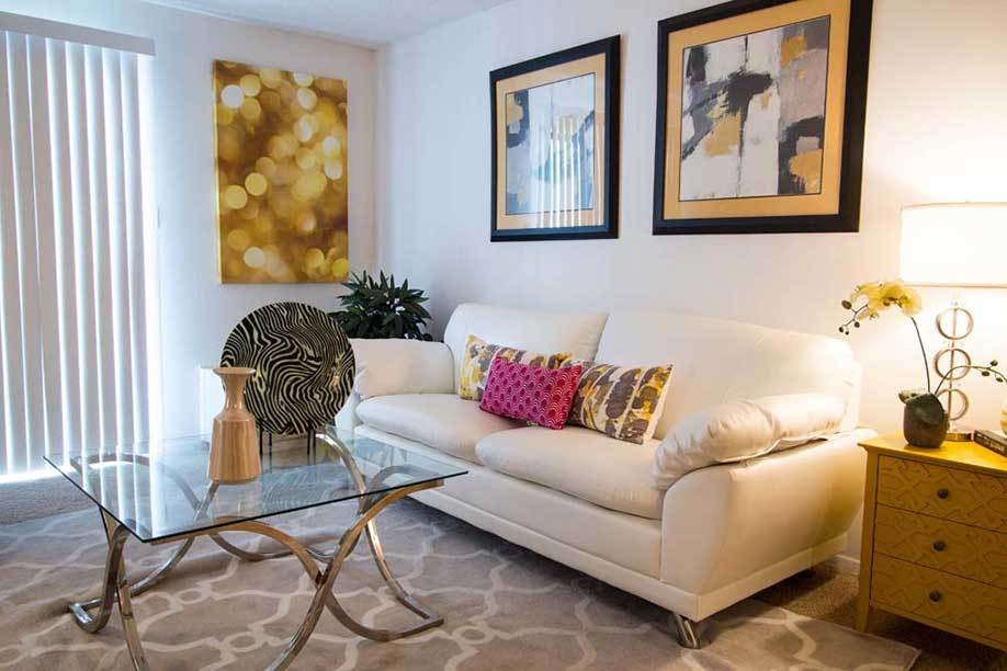 Knollwood Apartments offers new, stylish apartments