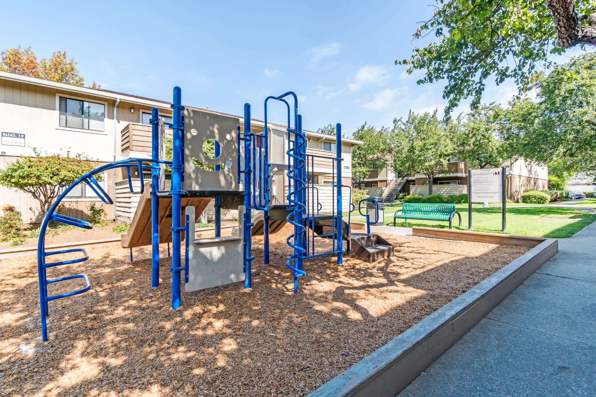 Business center at Parkside Commons Apartments in San Leandro