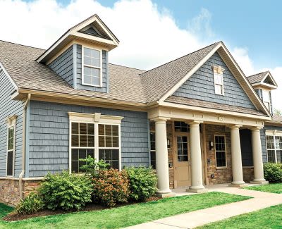 Exterior of aparment home at North Ponds Apartments in Webster