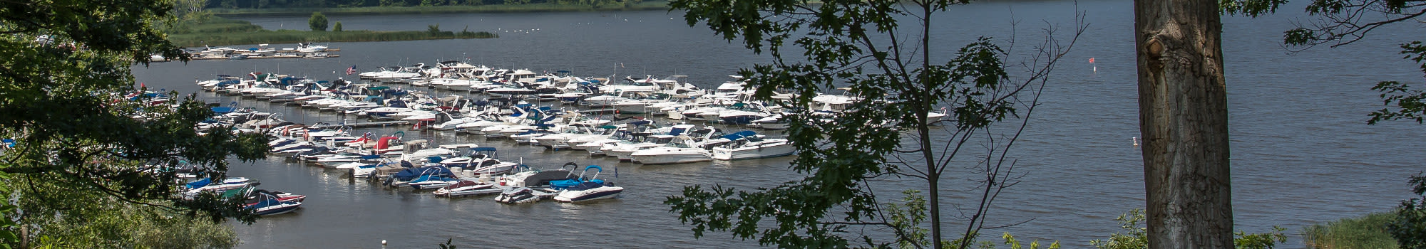Waters Edge Apartments offers a great neighborhood to its residents
