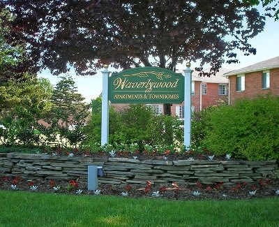 Signage at Waverlywood Apartments and Townhomes in Webster
