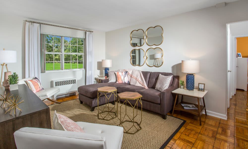 Photos Of Queenstown Apartments In Mount Rainier Md