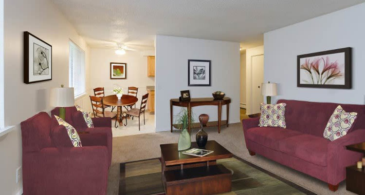 Living room at Glenbrook Manor in Rochester, New York