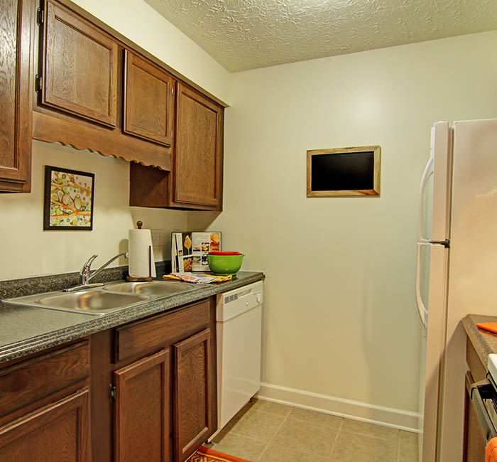 Cedarwood Village Apartments has well-equipped and modern kitchens