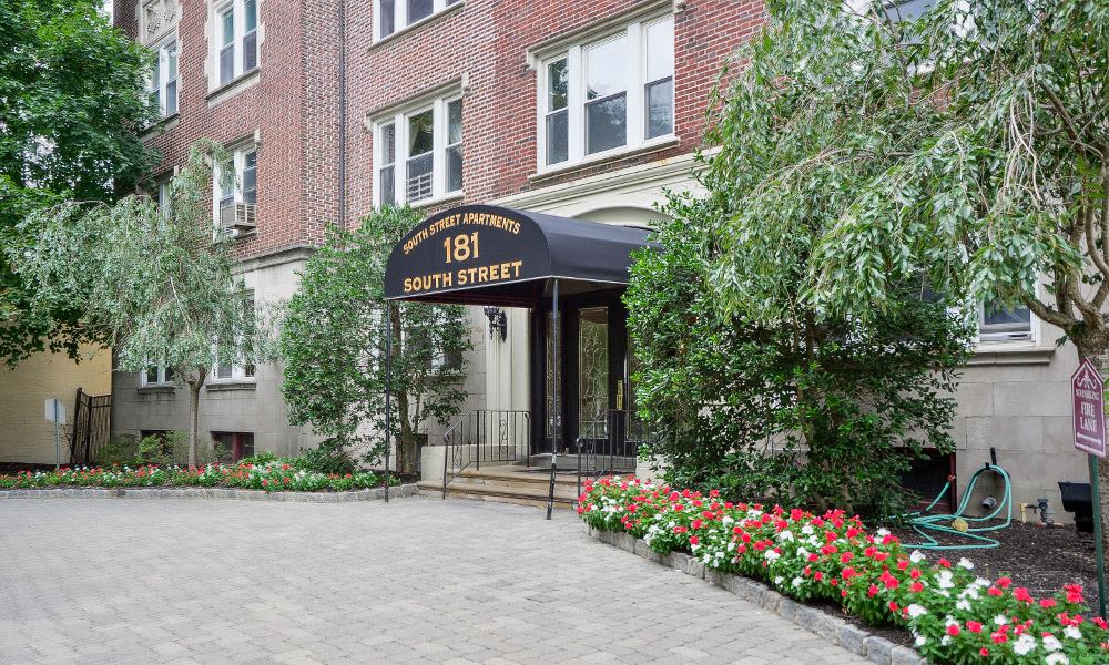 Photos of South Street Apartment Homes in Morristown, NJ