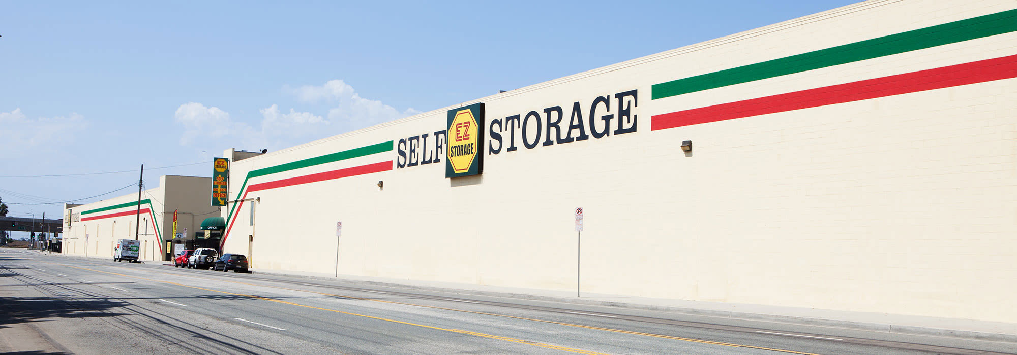Self storage in Encino
