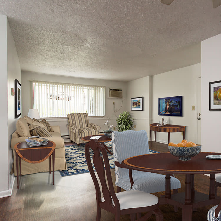 apartments for rent with open floor plans at Highland Club
