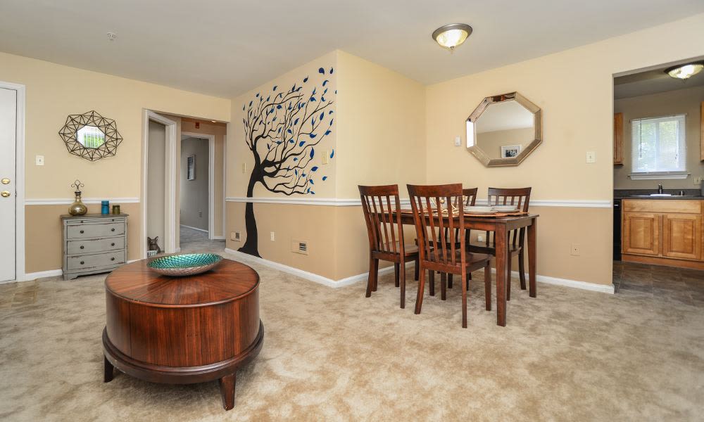 Photos of Fox Run Apartments & Townhomes in Bear, DE