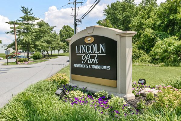 Welcome to Lincoln Park Apartments & Townhomes in West Lawn, PA
