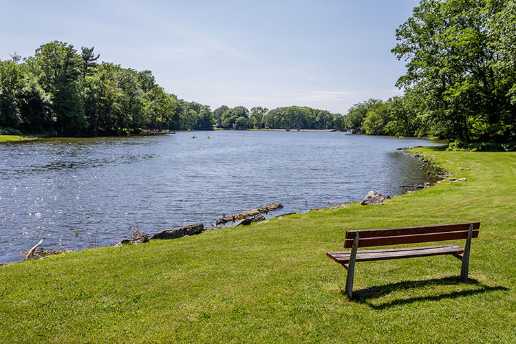 Poolside at Green Lake Apartments & Townhomes in Orchard Park, New York
