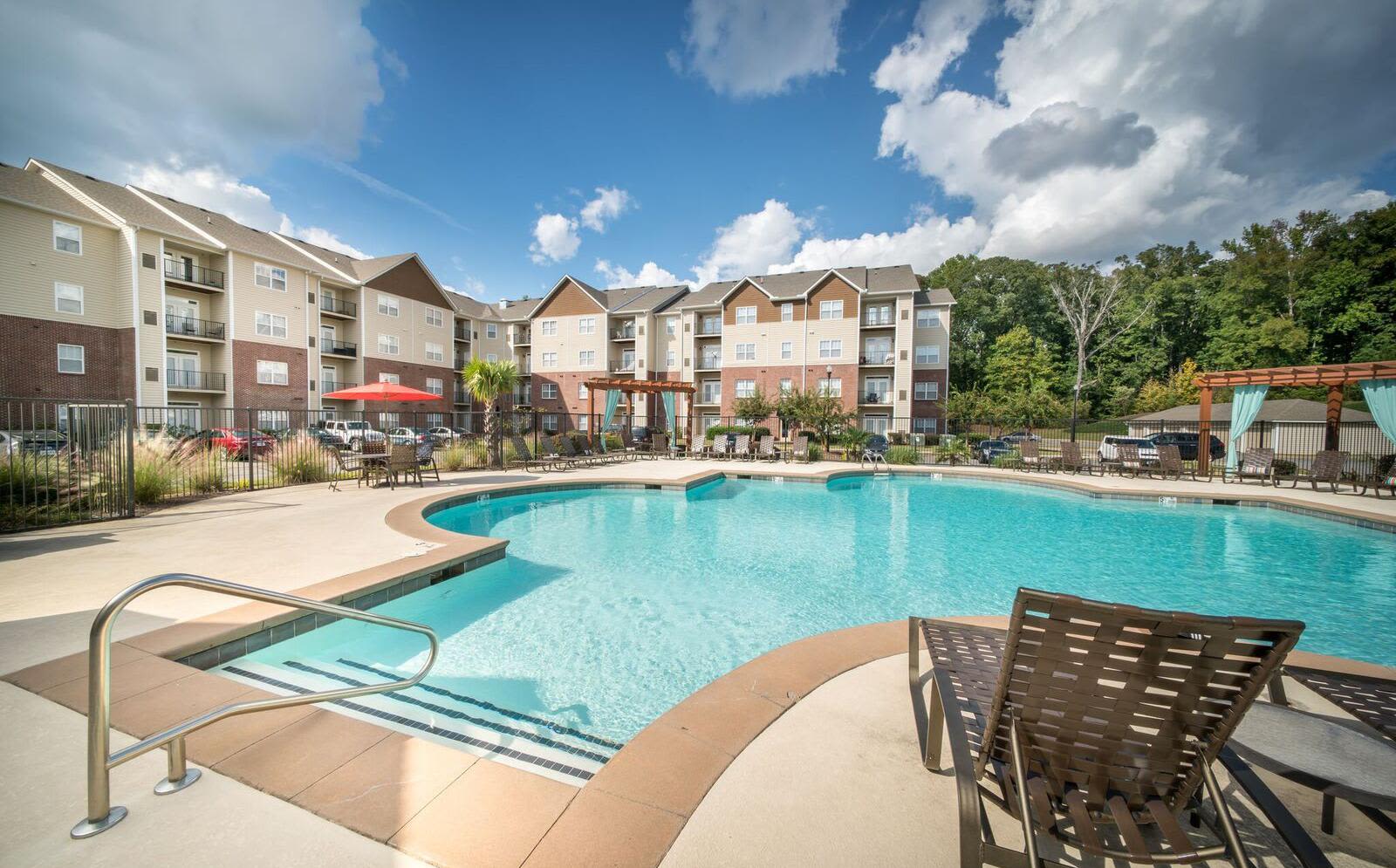 Luxury Apartments in Macon, GA Pavilion at Plantation Way