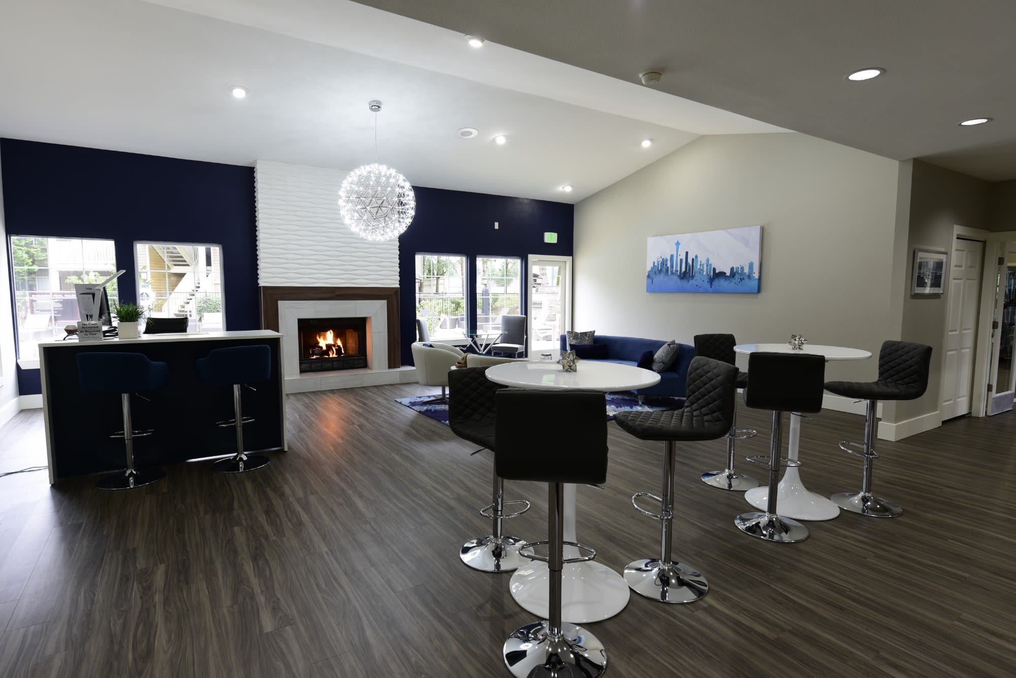 Office space at Newport Crossing Apartments