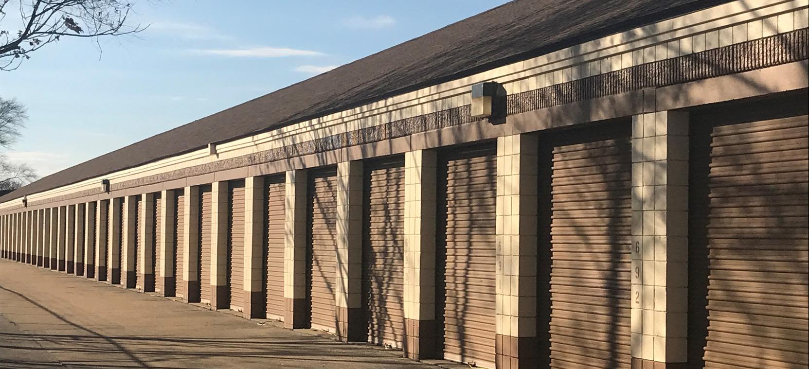 Self storage in Plymouth MI