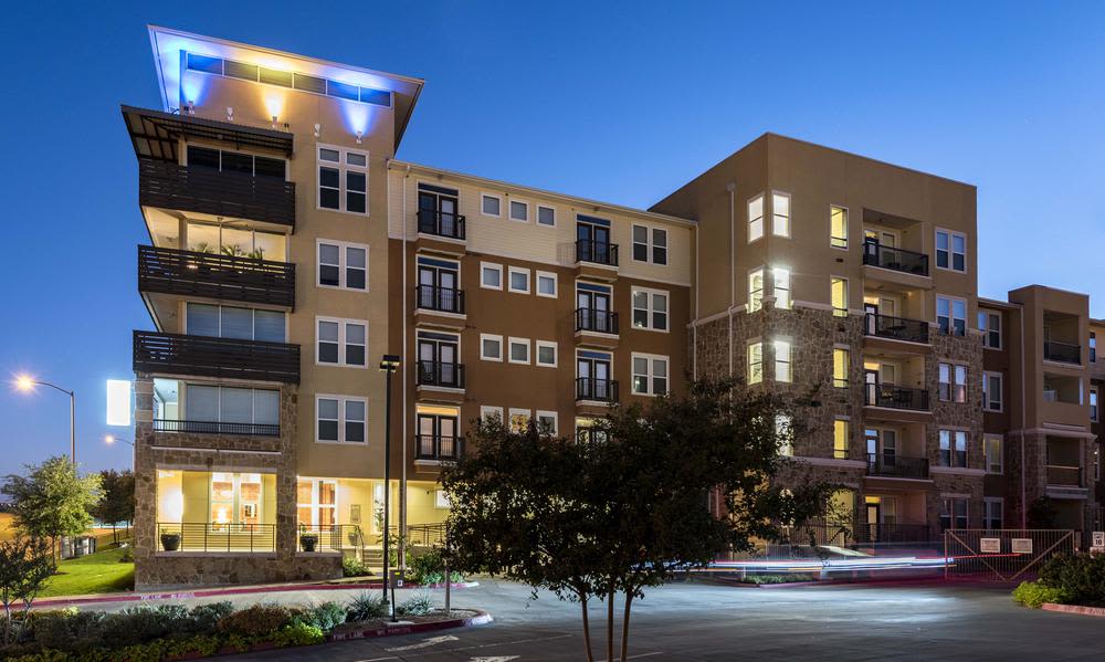 New Apartments On South Hulen Fort Worth with Luxury Interior Design