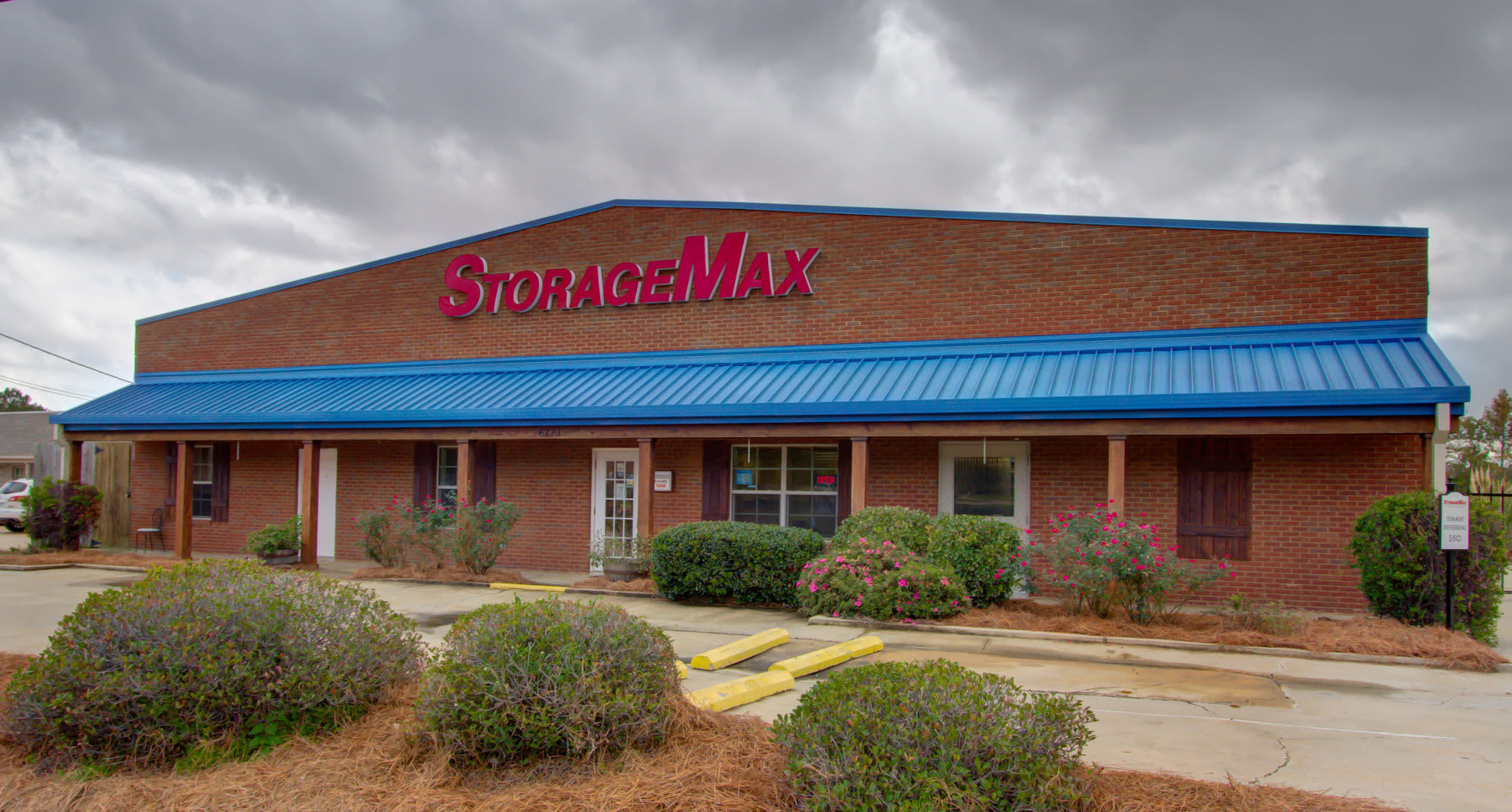 Self storage in Byram MS