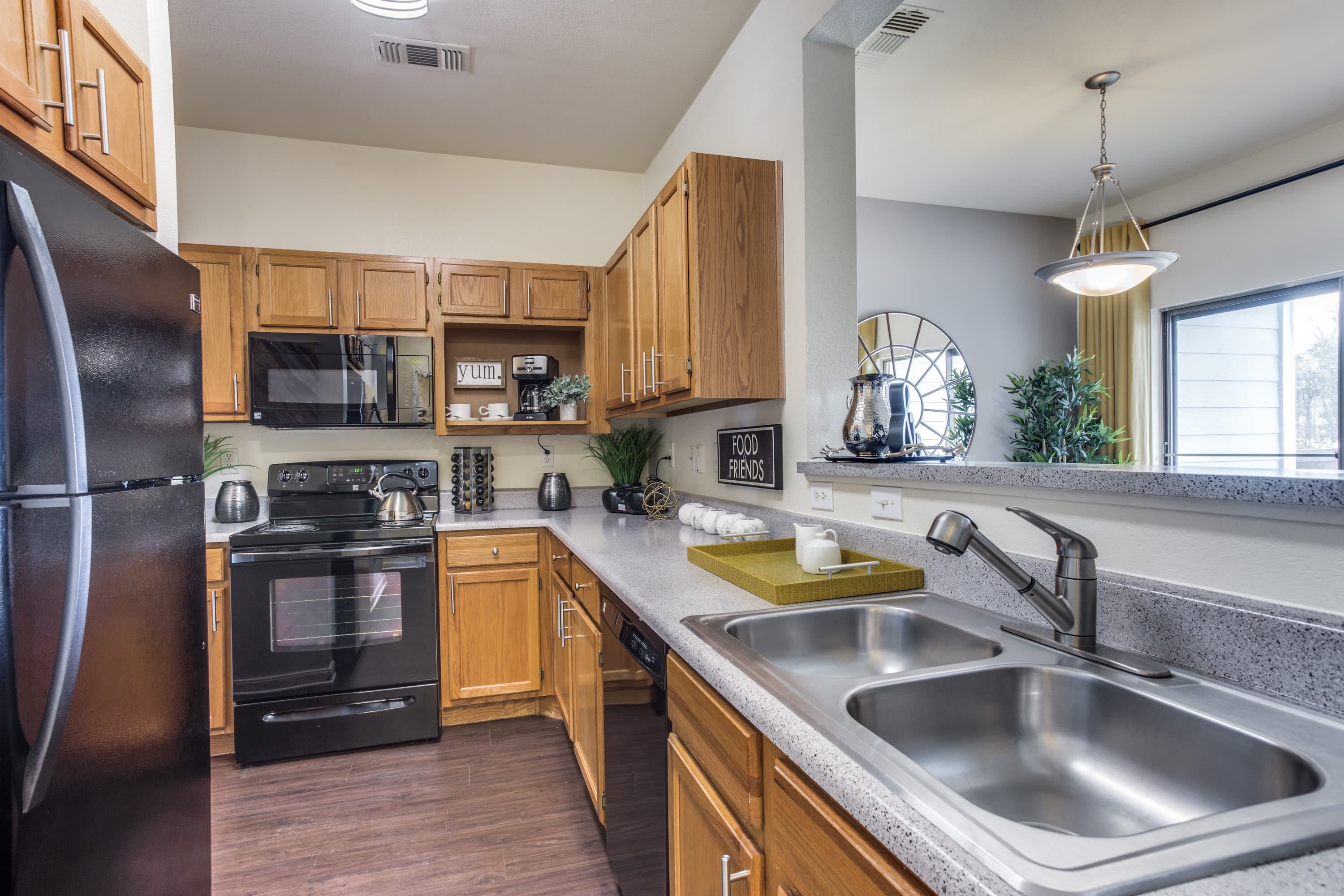 The Retreat offers beautiful homes for rent in Fort Worth, TX