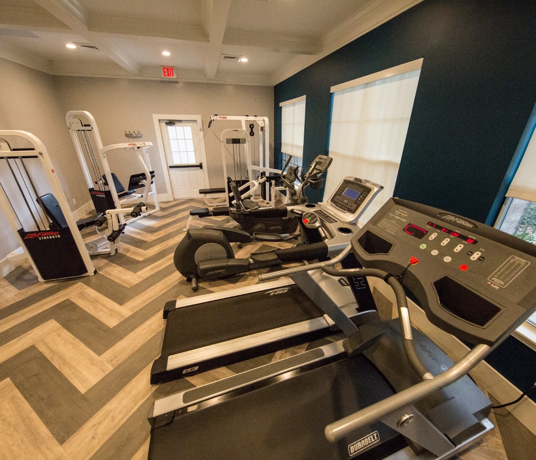 Stay healthy in the Preston Hollow Apartments fitness center in Murray