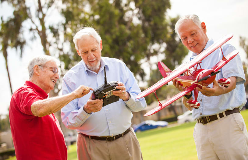 Explore our independent living services at Emerald Court
