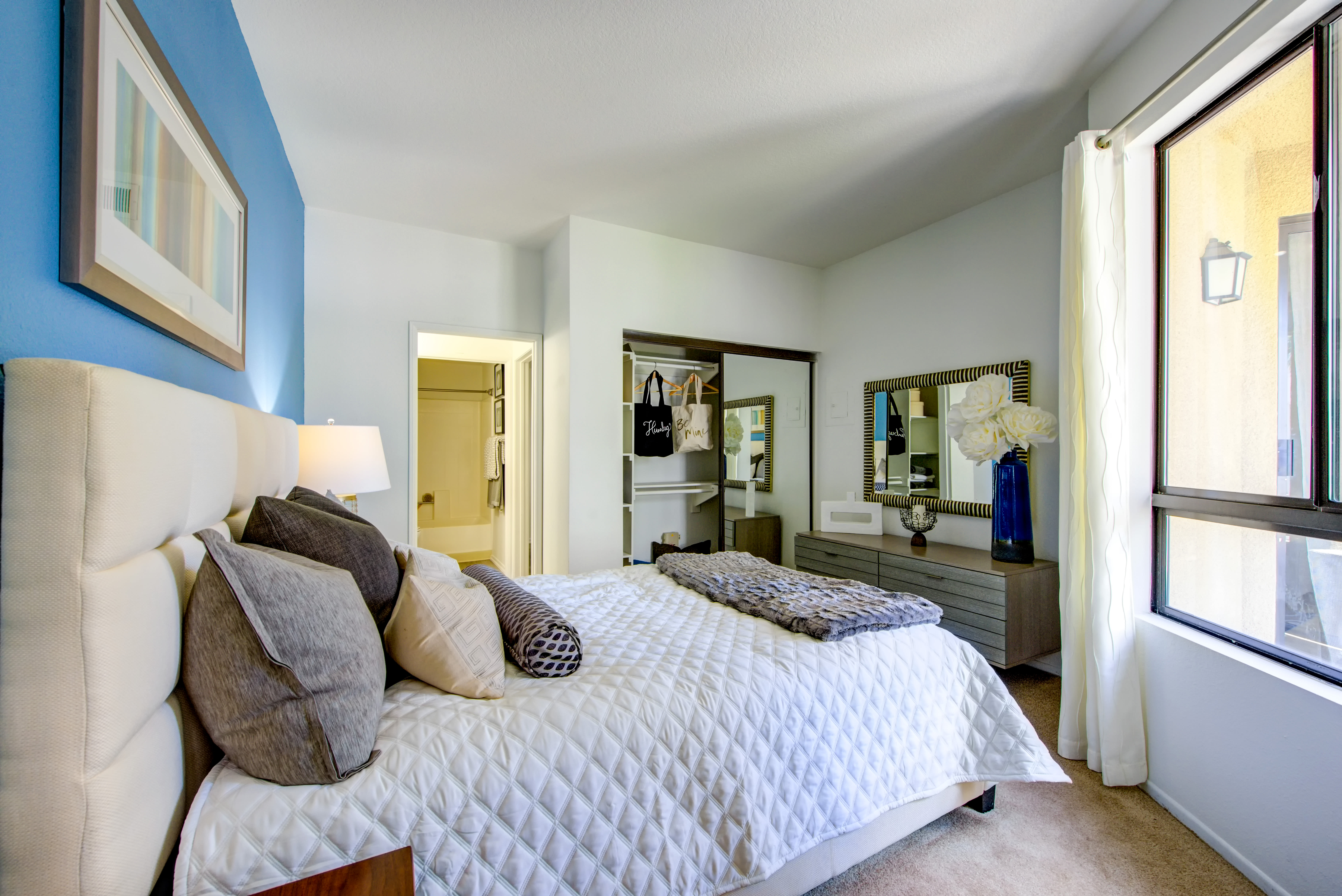 Sofi at 3rd | Downtown Long Beach, CA Apartments for Rent