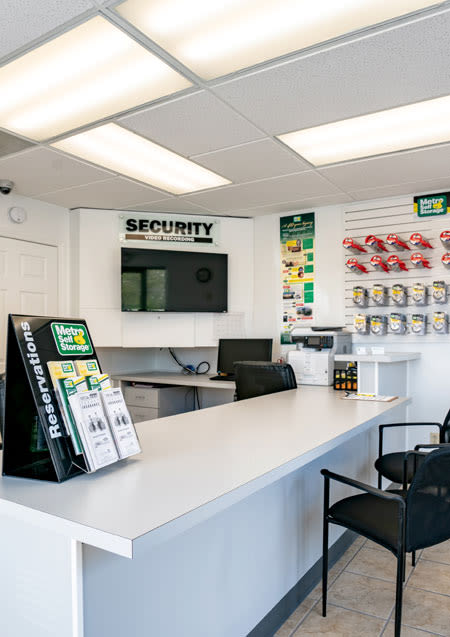 Facility Features offered at Metro Self Storage