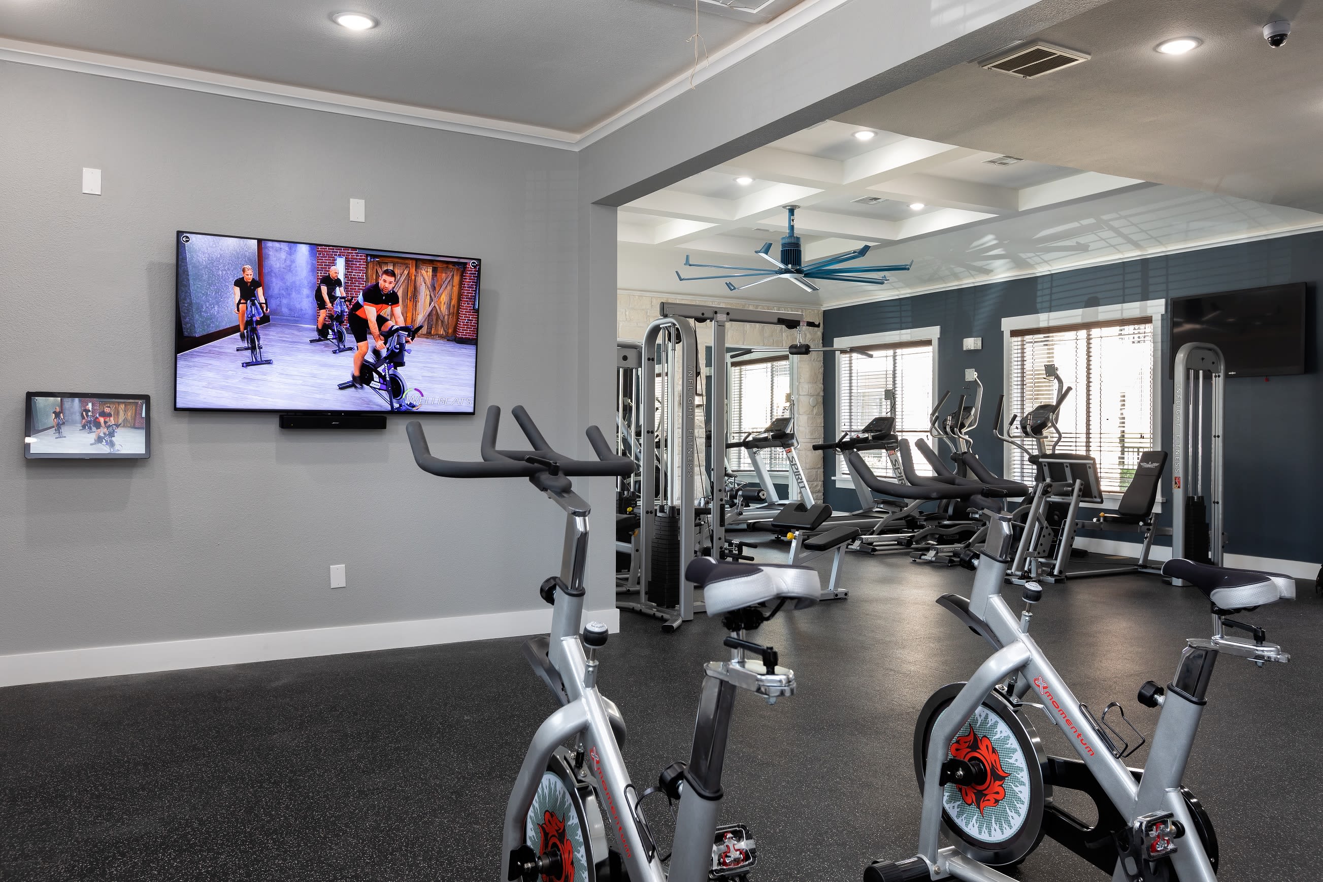 Amenities At The Retreat At Cinco Ranch Apartments With