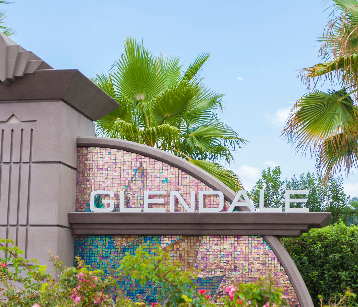 Glendale Ca Apartments For Rent On San Fernando Rd The Link