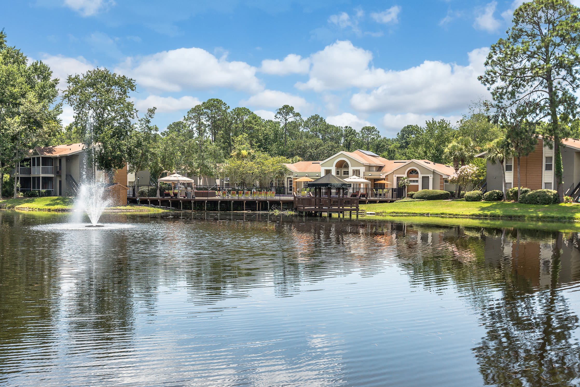 Photos Of The Vue At Baymeadows Apartment Homes In
