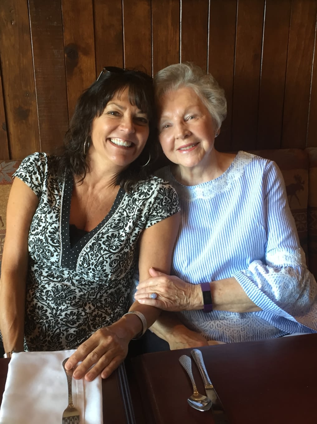 Learn about the senior living community in Grass Valley