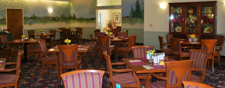 Common dining room at the senior living community in Grass Valley