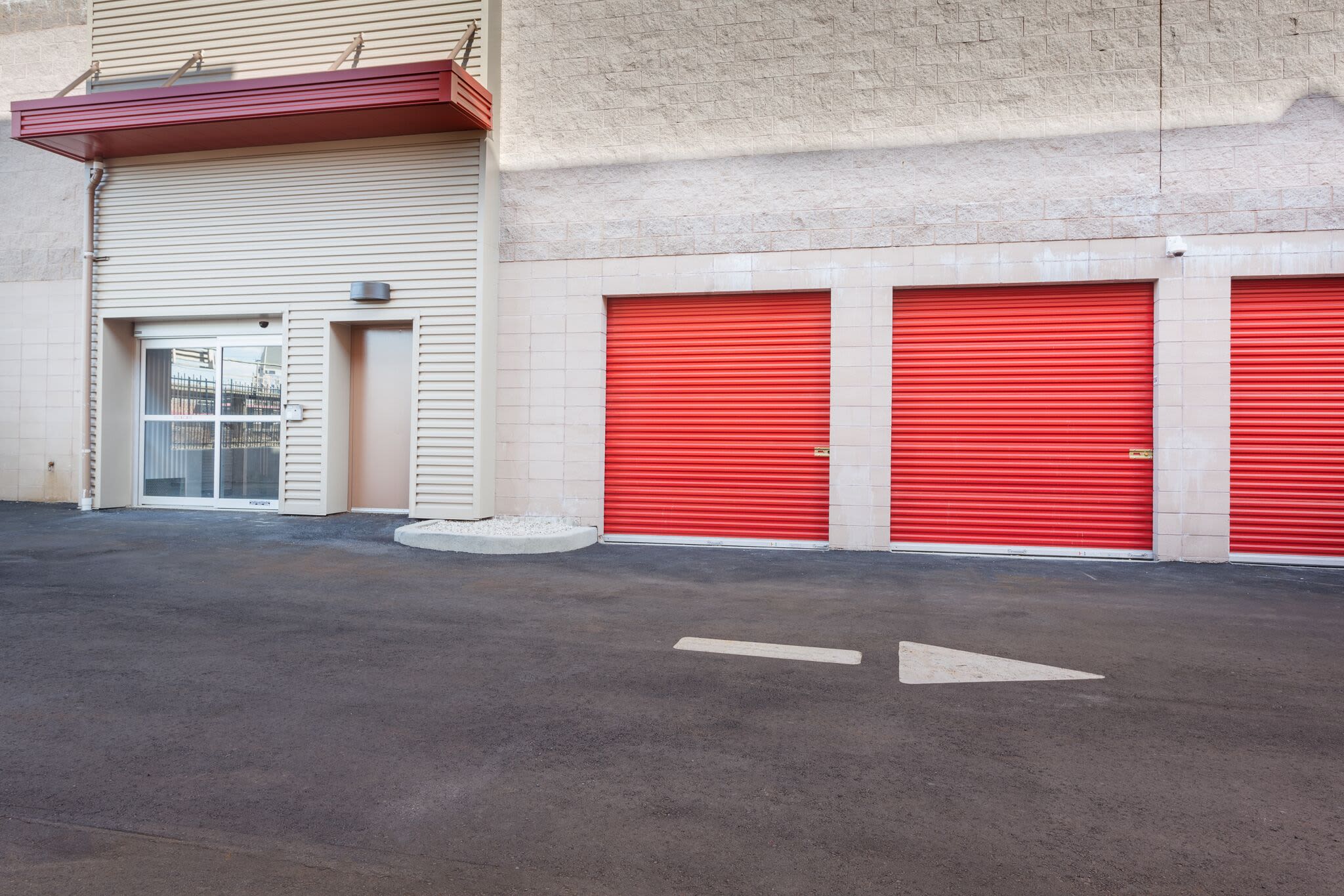 Self storage building exterior at StorQuest Self Storage in West Babylon, New York