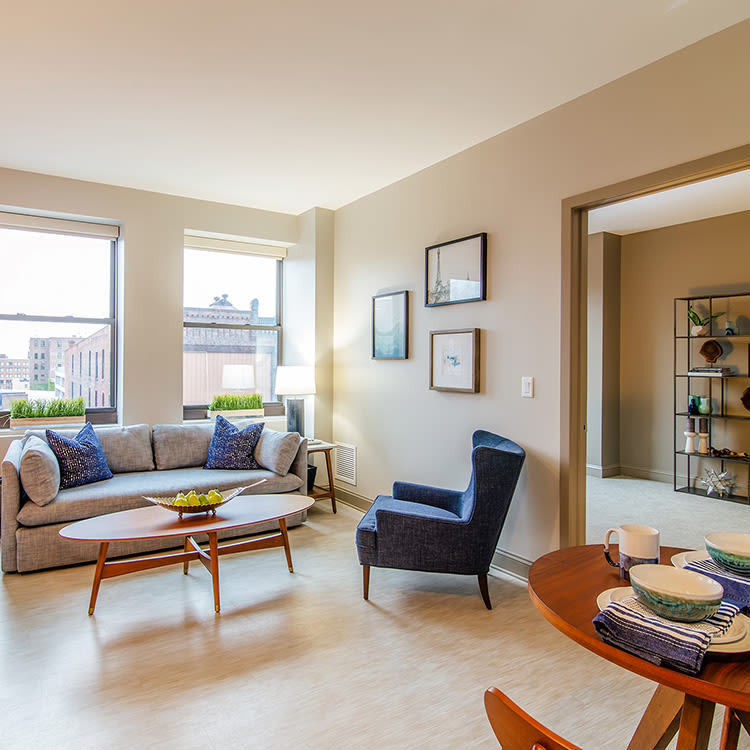 Apartments With Stainless Steel Appliances Amenities At