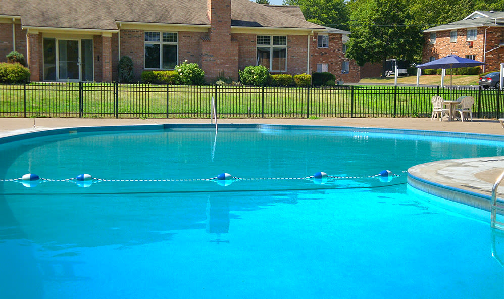 Refreshing swimming pool at Knollwood Manor Apartments