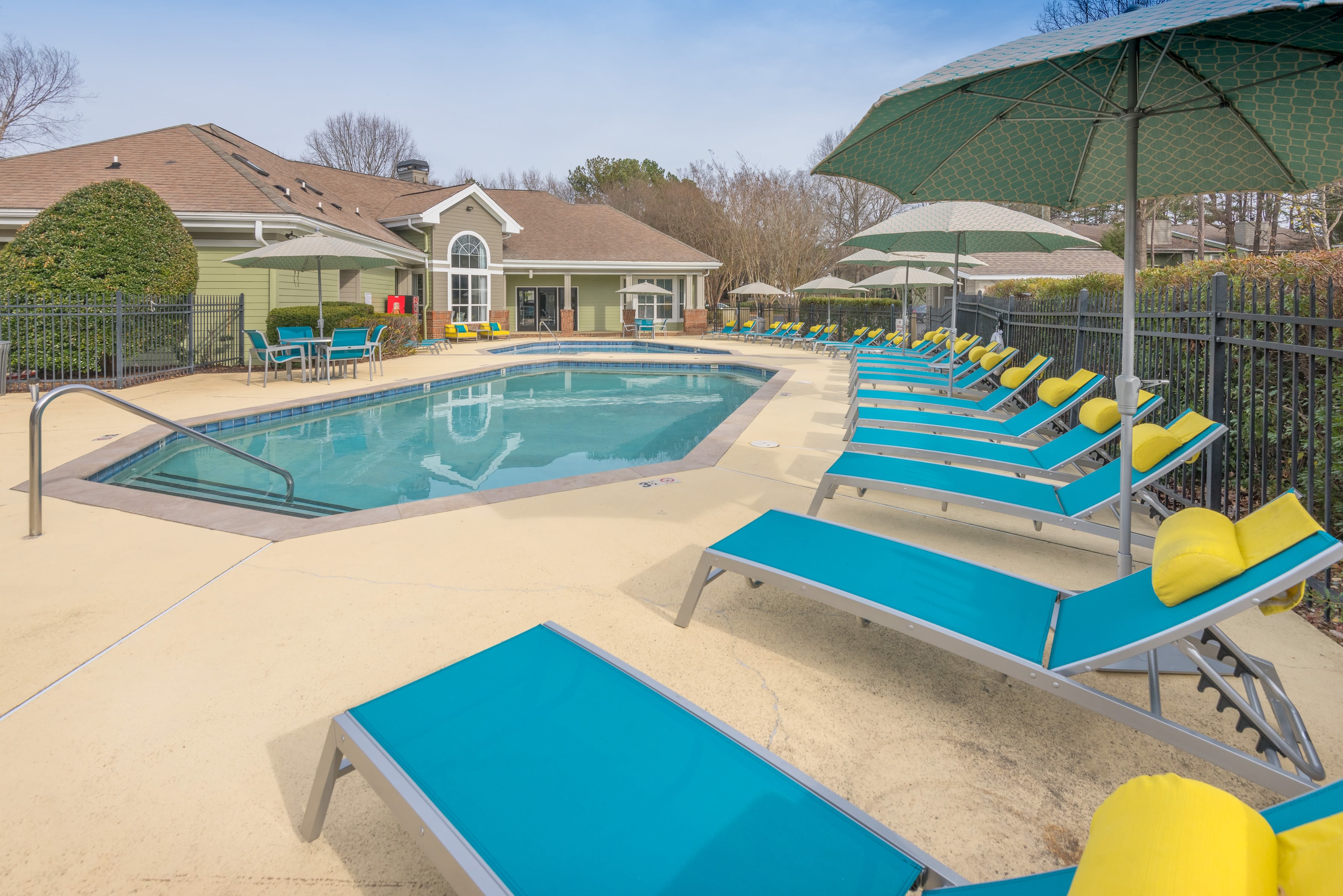 East Forest Charlotte Nc Apartments For Rent The Madison