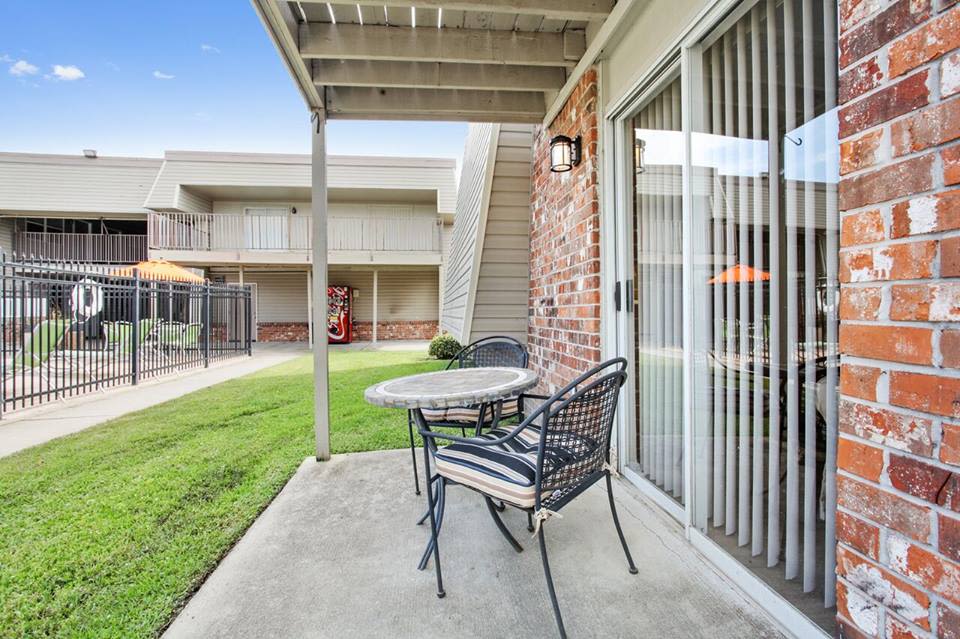 Private patio at Summerfield Apartment Homes in Harvey, Louisiana