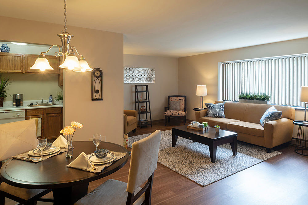 Photos Of Maiden Bridge And Canongate Apartments In
