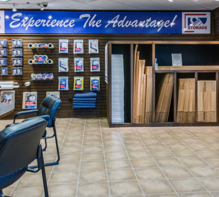 Great features you're looking for at Advantage Storage - Irving / Las Colinas.