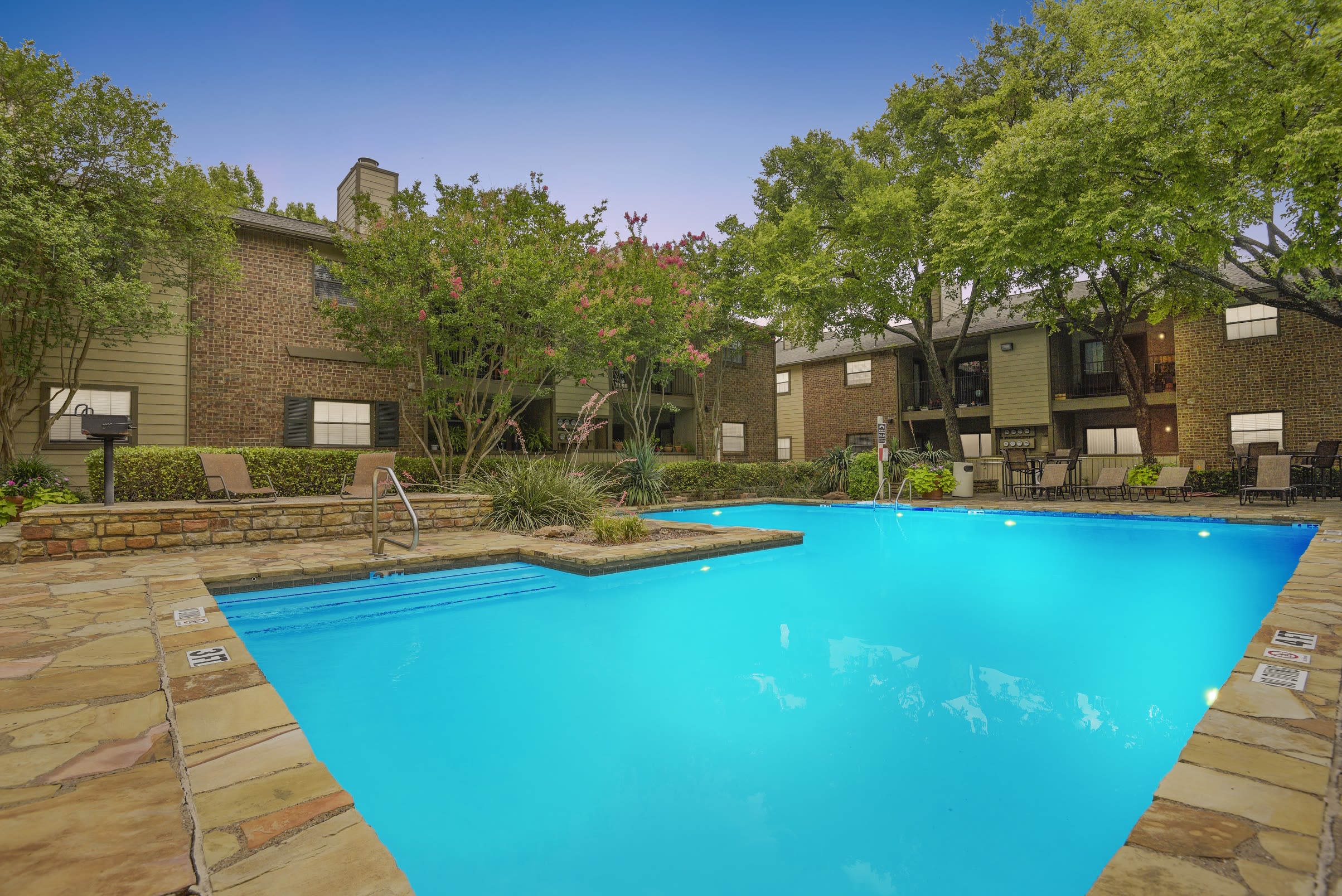 Apartments at The Regent in Dallas, Texas