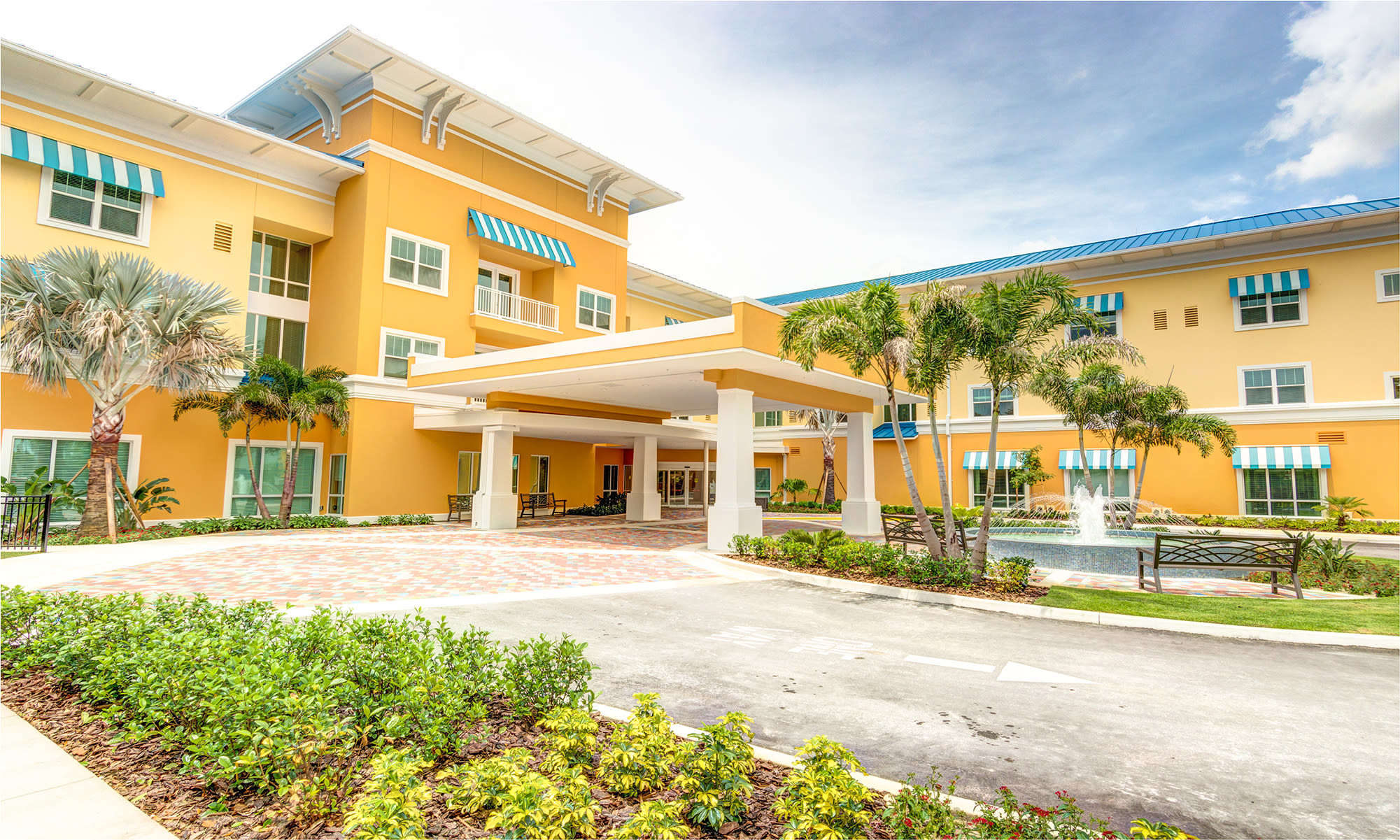 Senior living at Symphony at Delray Beach in Delray Beach, Florida
