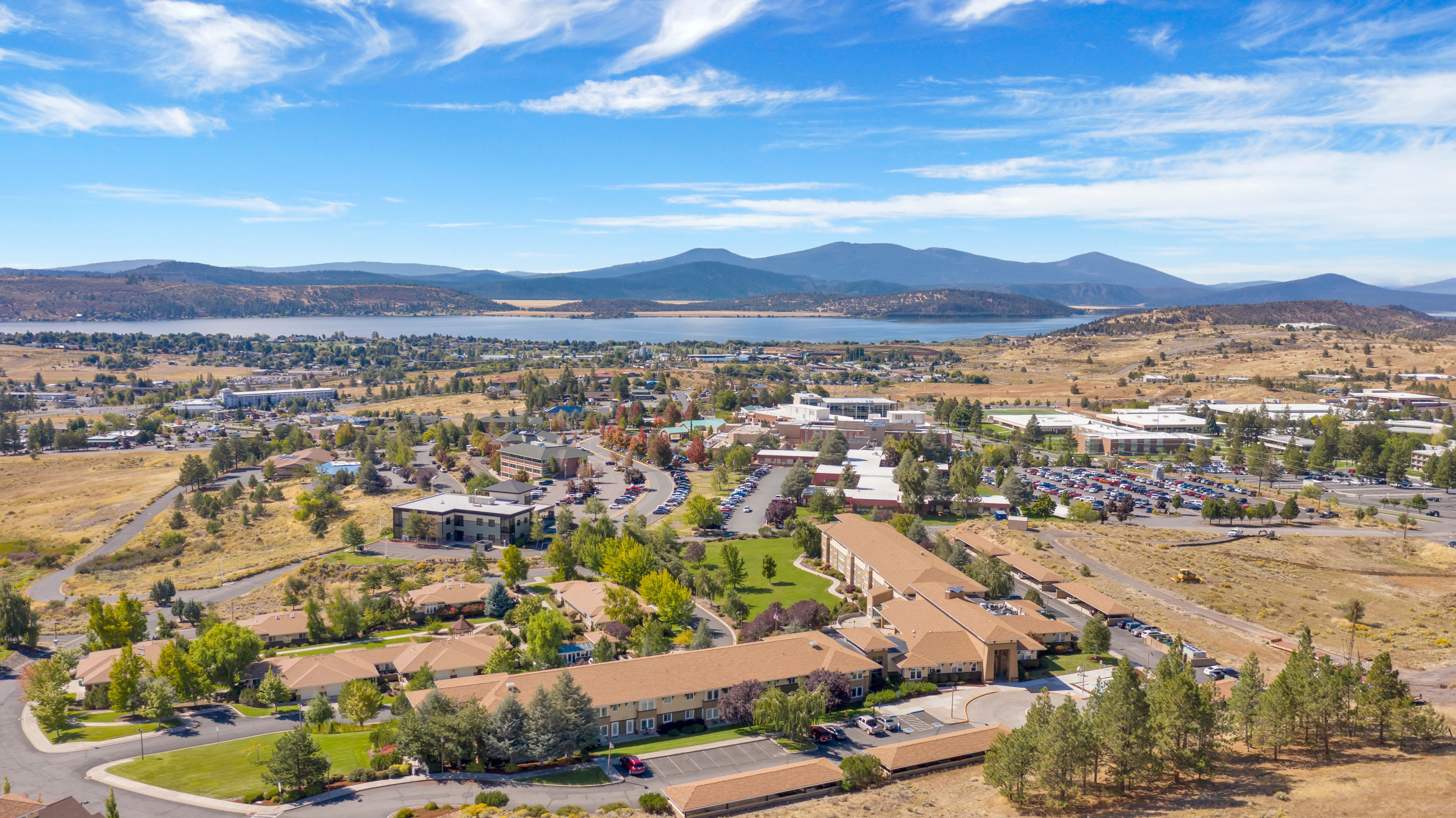 Klamath Falls Or Senior Living Crystal Terrace Of Klamath Falls