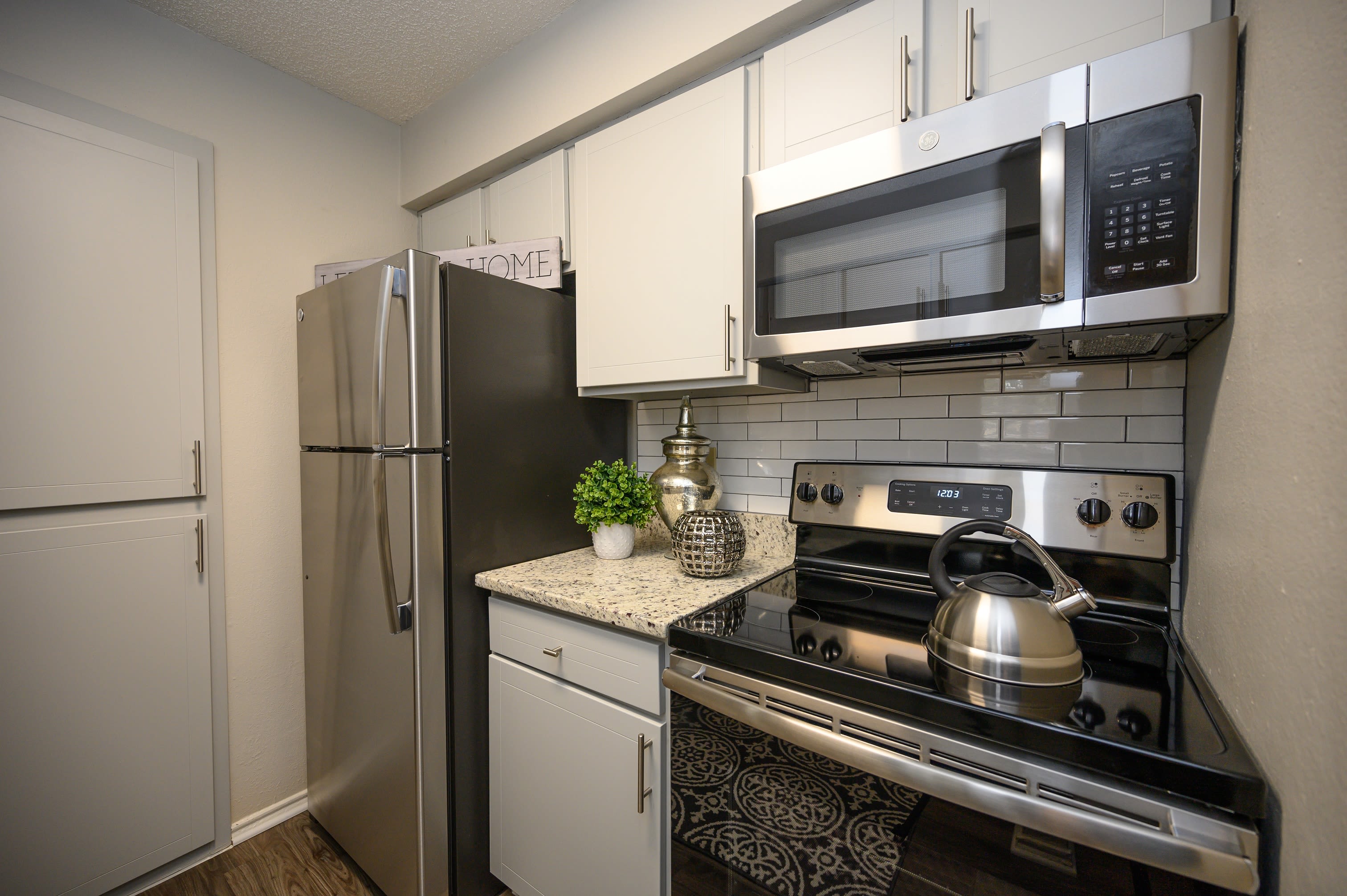 Amenities At The Logan Apartments With Air Conditioning