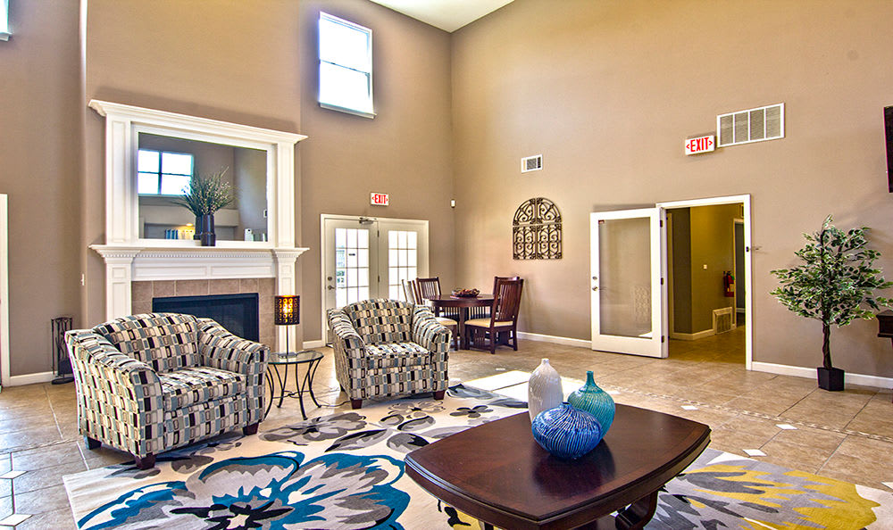 Photos of Crescent at Wolfchase | Apartments in Memphis, TN