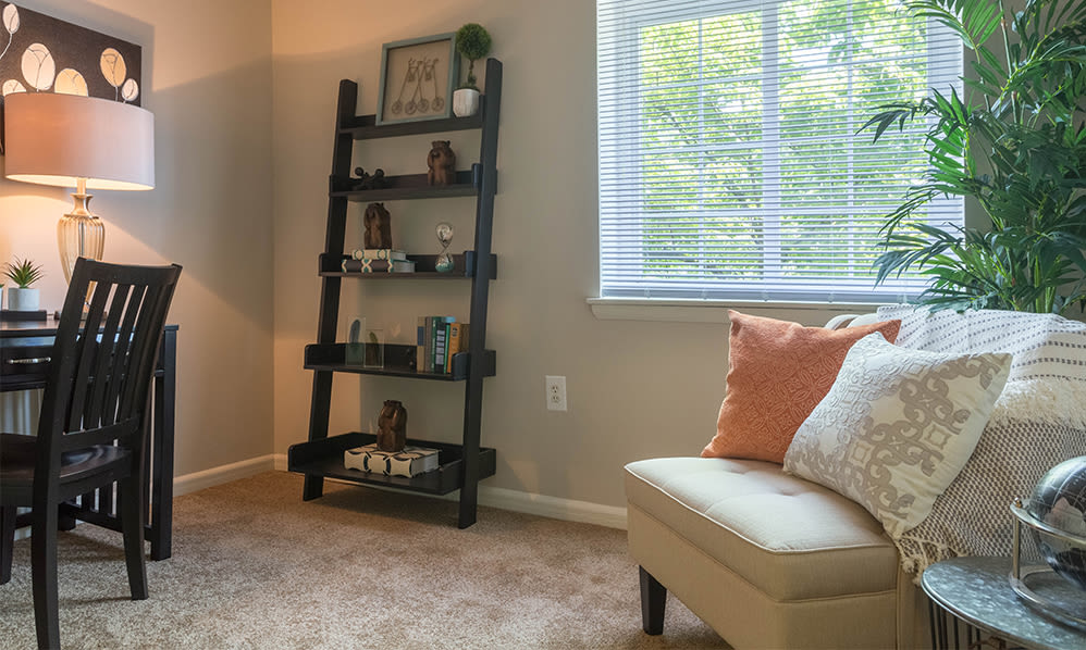 Photos of Eagle's Crest Apartments | Apartments in ...