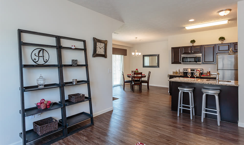 Photos of Auburn Creek Apartments Apartments in Victor, NY