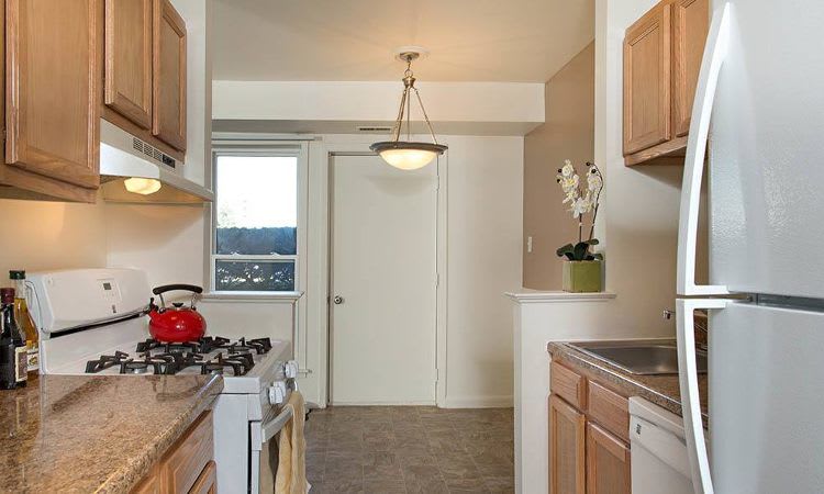 Beautiful kitchen at Hillcrest Village in Niskayuna, New York