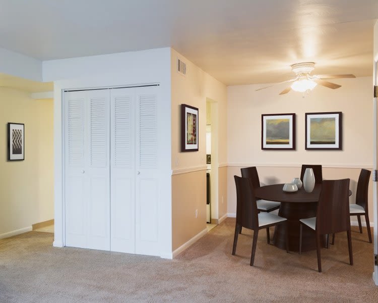Dining room area at Imperial North Apartments in Rochester, New York