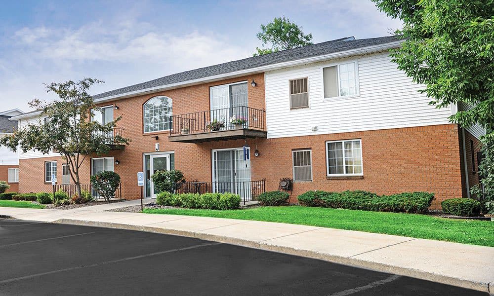 Photos of Maplewood Estates Apartments in Hamburg, New York