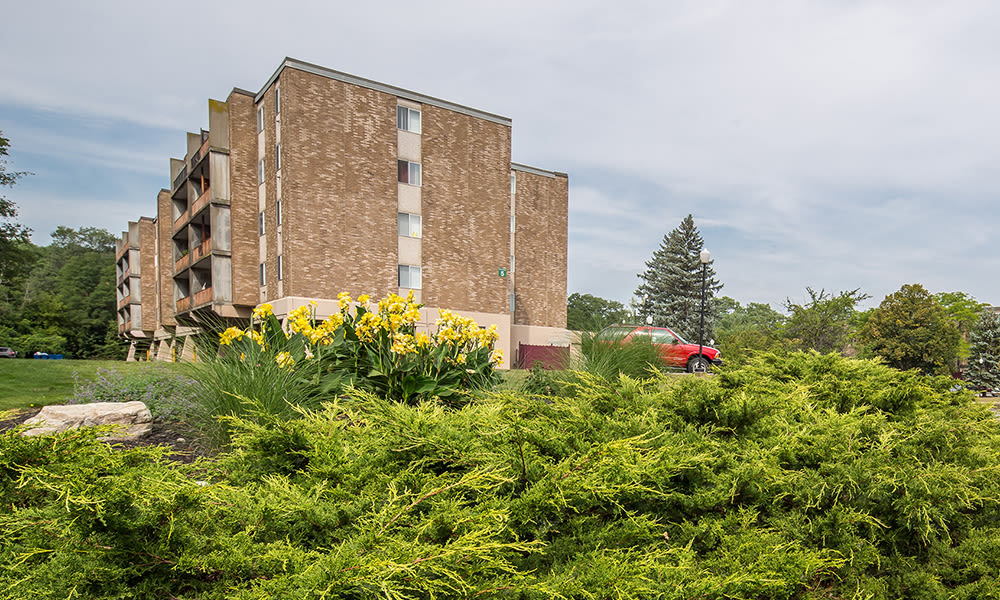 Exterior of Park Guilderland Apartments in Guilderland Center, New York